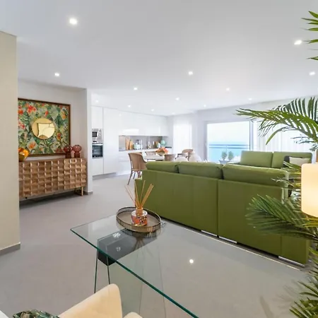 T3 Pelican Bay * Nazare