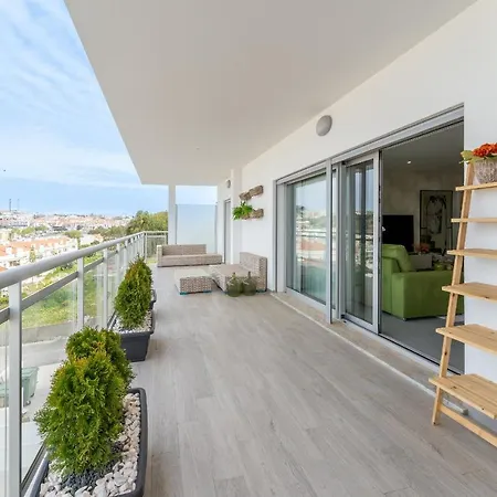 T3 Pelican Bay * Nazare